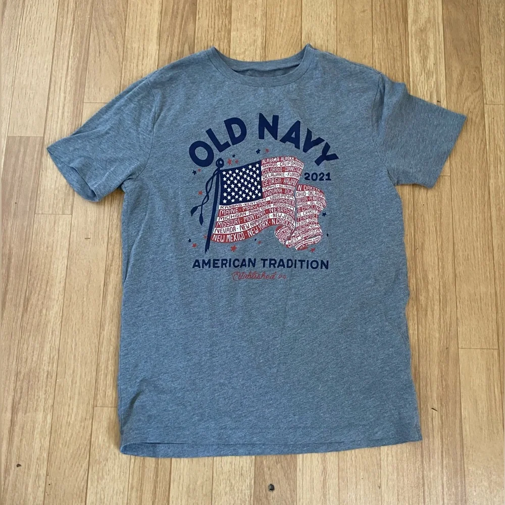 OLD NAVY Boys Gray Patriotic USA Flag T-Shirt Size XL